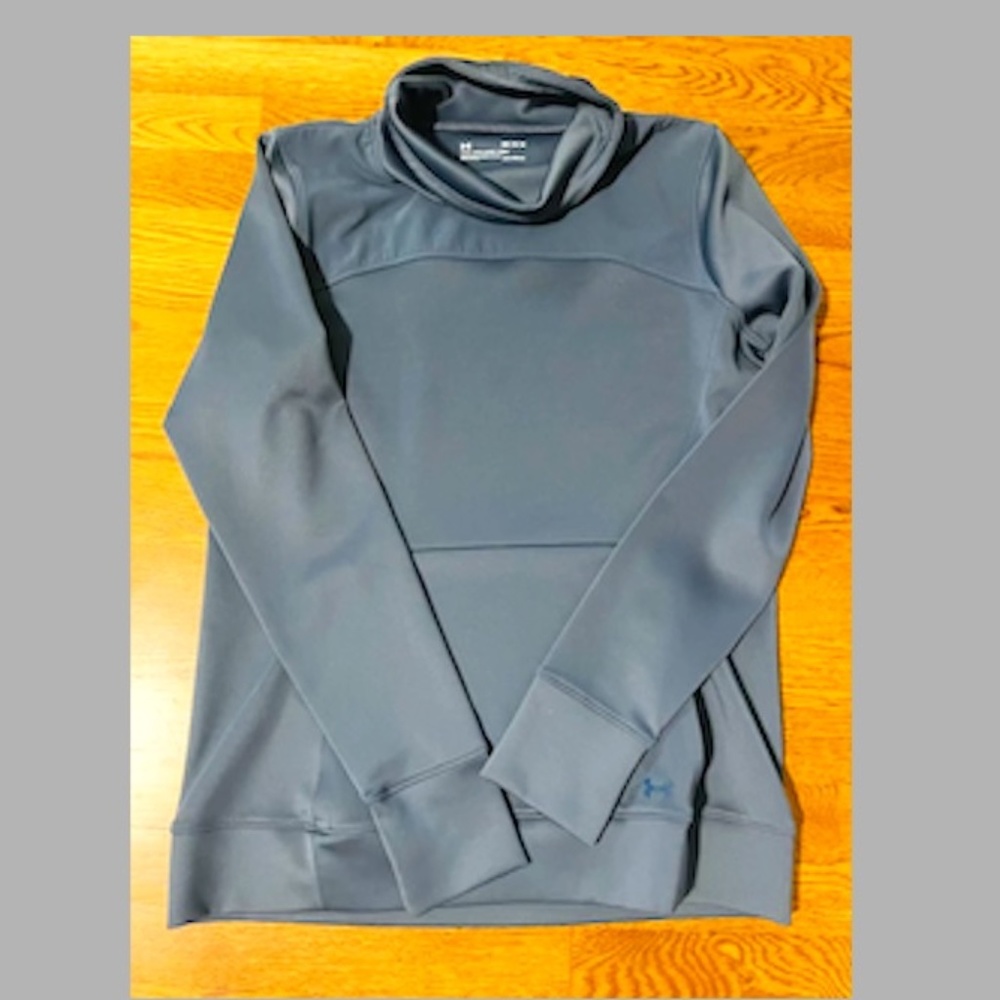 Under Armour Activewear Sweatshirt